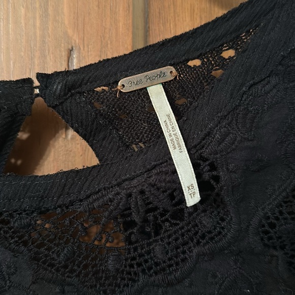 Free People Top - Picture 2 of 2